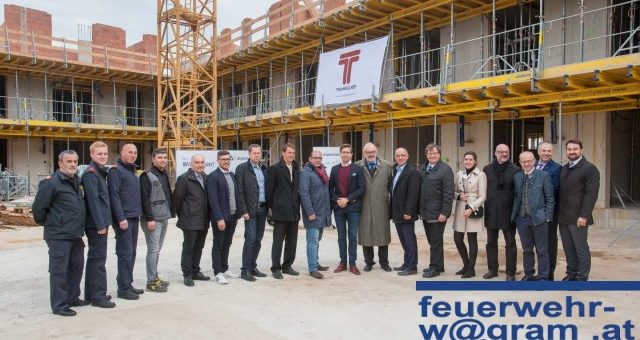 FF St. Pölten-Wagram besucht Nachbarschafts-Neubau