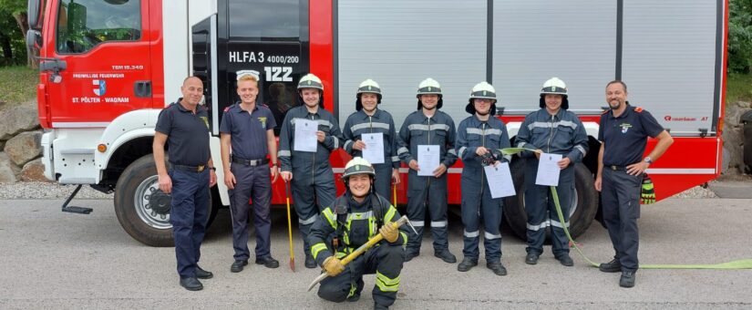 Ereignisreiches Ausbildungswochenende bei der Feuerwehr St.Pölten-Wagram!