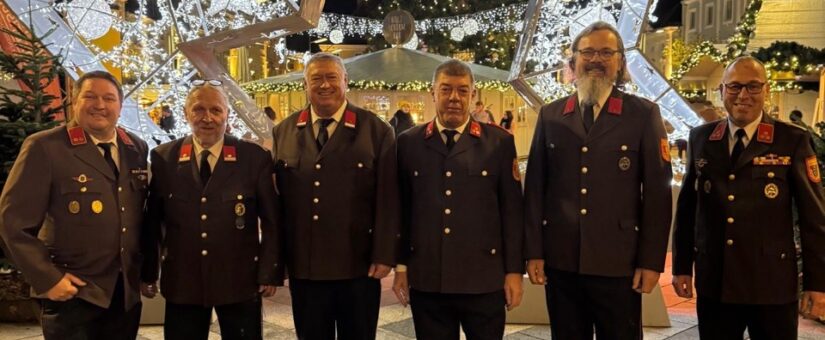 Anerkennung für Treue und Engagement: Ehrung langjähriger Feuerwehrmitglieder